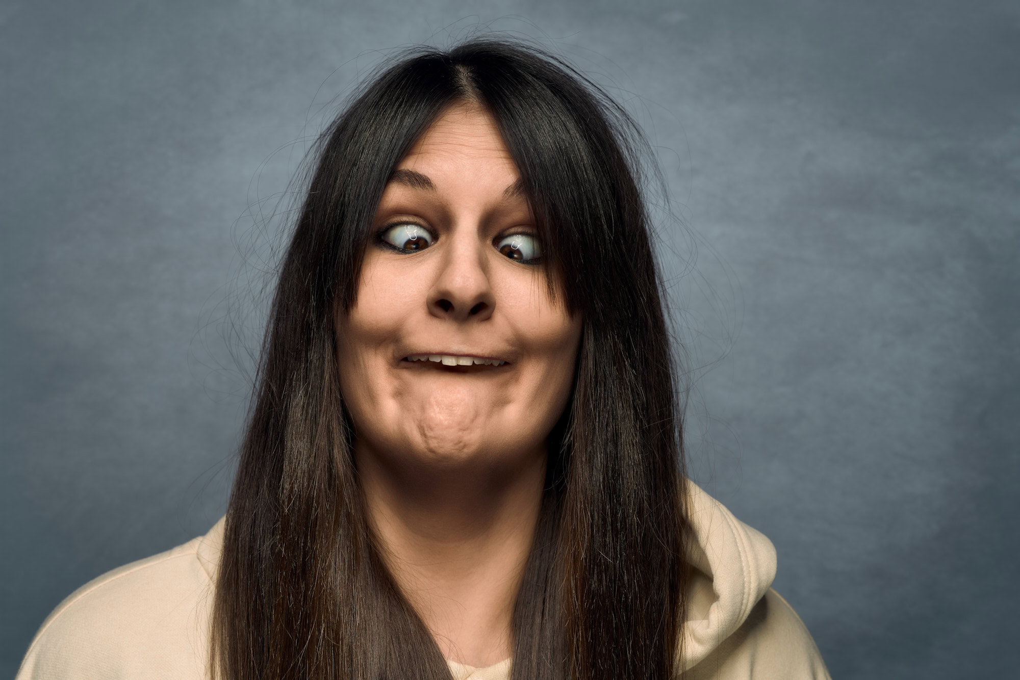 Laura, silly face